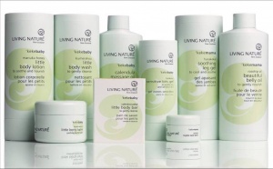 ����� ����� ����������� ��������� �� Living Nature ��� ������� � �������� ������ � �������, � ��������� �� ����� �� �������� �K POUR KARITÉ � �� �������